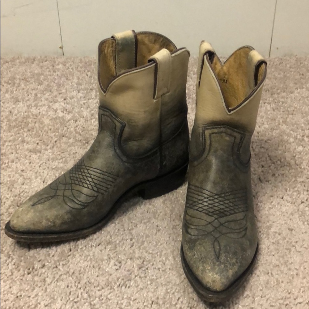 Frye Cowboy Bootie